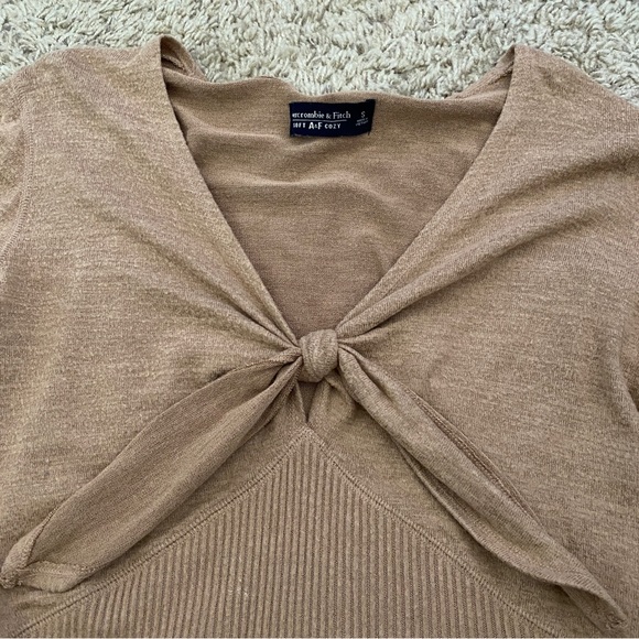 abercrombie & fitch tie front long sleeve - Picture 3 of 3